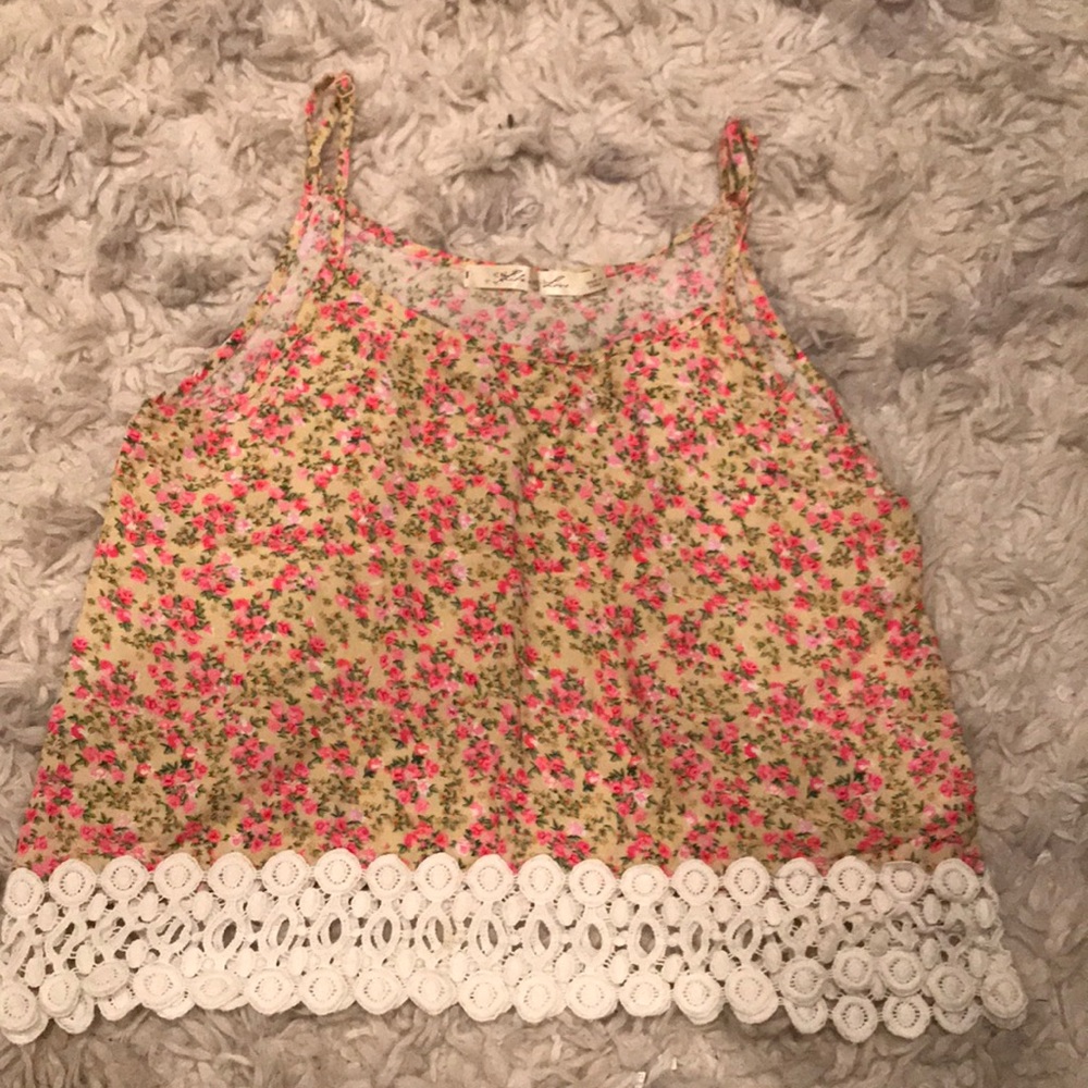 3/$10 tank top! 💕